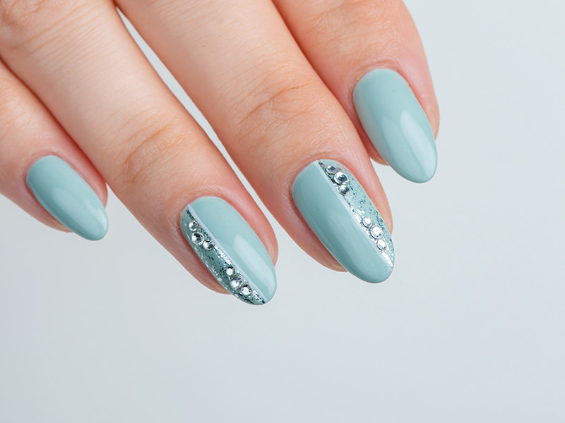 Nail art mania - Gioia Del Zotto: Dettagli luminosi