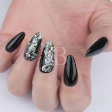 Tendenze nail art - Gioia Del Zotto: Illusion White Flower
