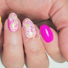 Nail Art estive - Laura Ascione: Fiori vivaci