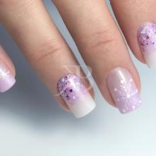 Nail art natalizie - Giulia Paladino: Fiocchi di neve
