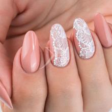Nuove tendenze Nail art - Sara Scarselli: Effetto Schiuma & Pizzo