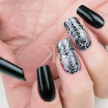 Nuove tendenze Nail art - Gioia Del Zotto: Easy Gel Black Night
