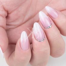 Nuove tendenze Nail art - Gioia Del Zotto: Baby Boomer con Kombi