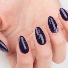 Nuove tendenze Nail art - Caterina Del Signore: Kombi Galaxy & strass